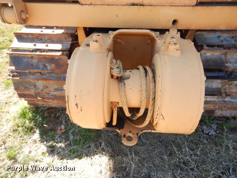 image for item GM9479 1981 Case 850B dozer