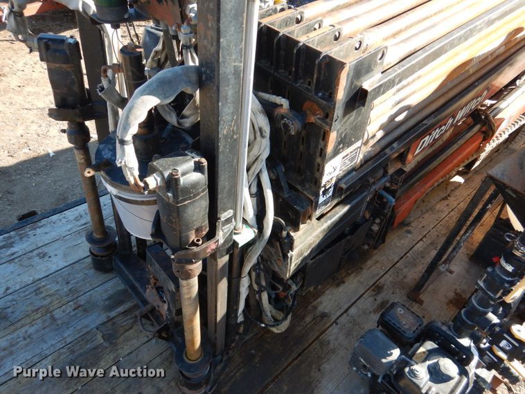 image for item GO9034 2005 Ditch Witch JT1220 Mach 1 directional boring unit