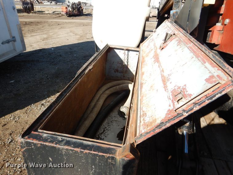 image for item GO9034 2005 Ditch Witch JT1220 Mach 1 directional boring unit