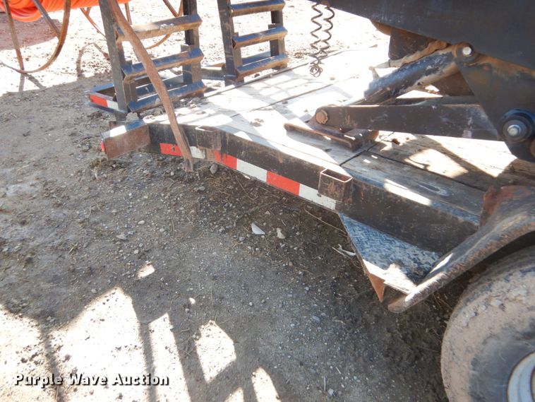 image for item GO9034 2005 Ditch Witch JT1220 Mach 1 directional boring unit