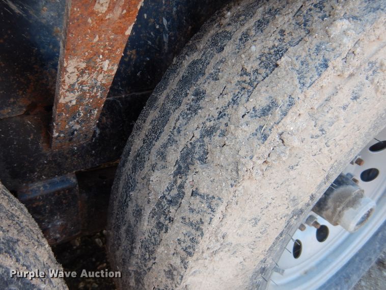 image for item GO9034 2005 Ditch Witch JT1220 Mach 1 directional boring unit