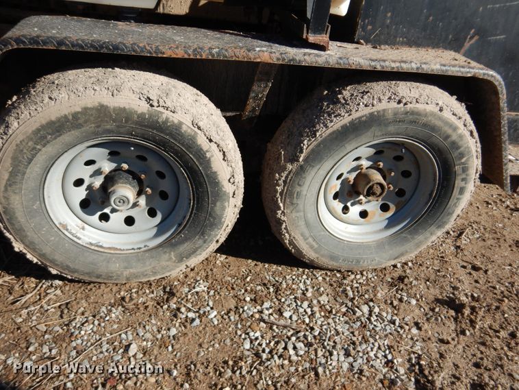 image for item GO9034 2005 Ditch Witch JT1220 Mach 1 directional boring unit