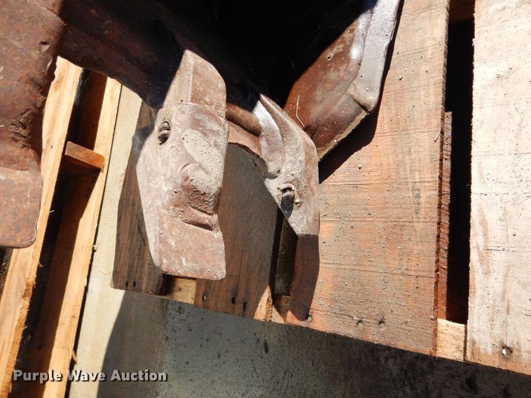 image for item GO9039 (3) Ditch Witch backhoe buckets