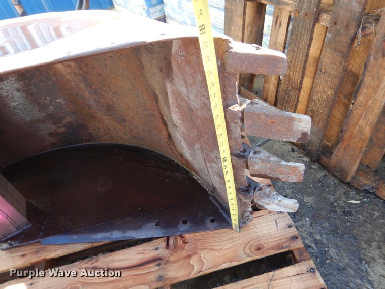 image for item GO9040 (3) Ditch Witch backhoe buckets