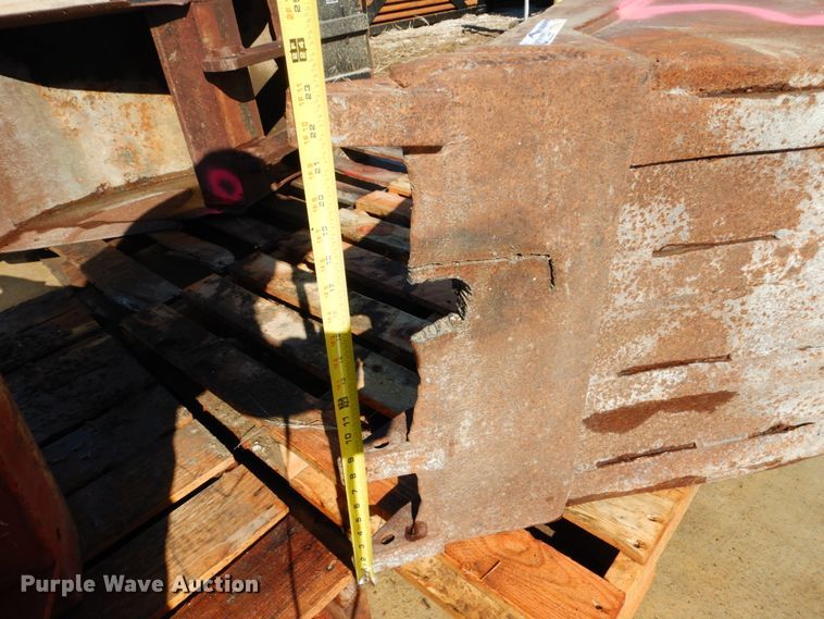 image for item GO9040 (3) Ditch Witch backhoe buckets