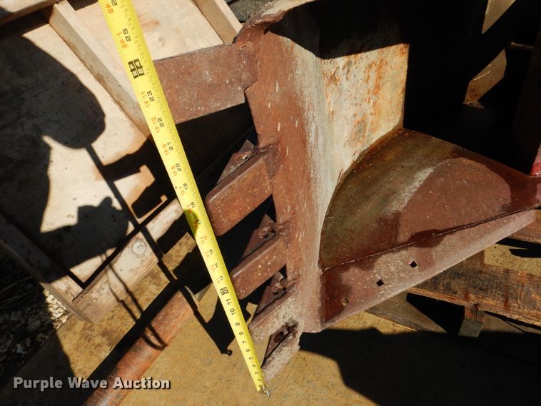 image for item GO9040 (3) Ditch Witch backhoe buckets