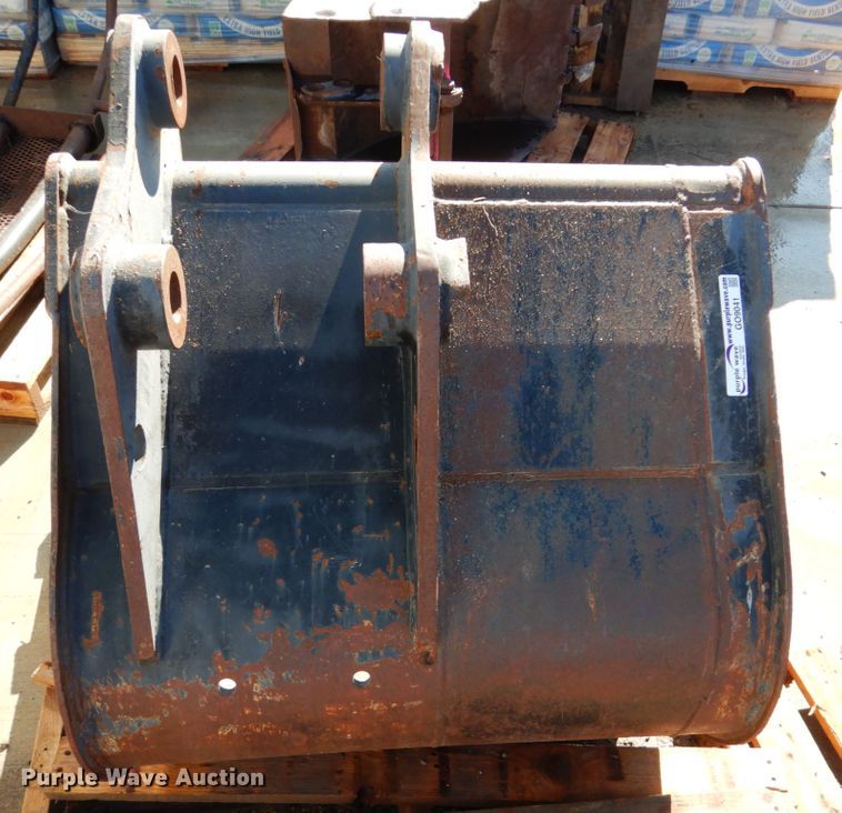 image for item GO9041 Ditch Witch 36"W offset bucket