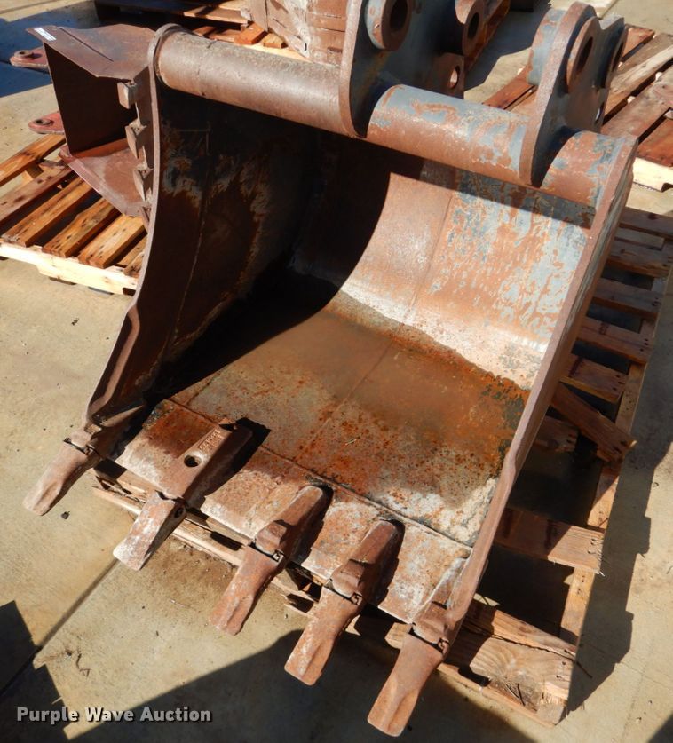 image for item GO9041 Ditch Witch 36"W offset bucket