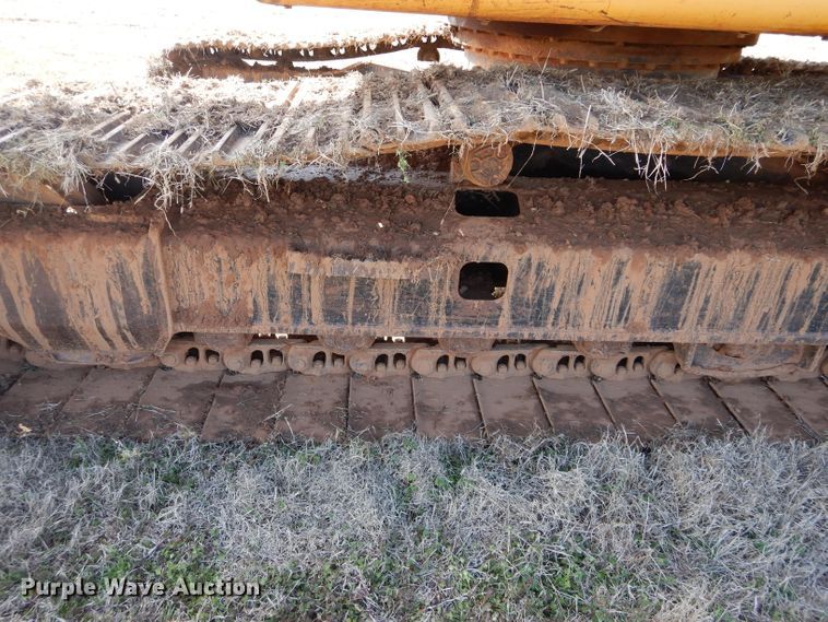 image for item GT9721 2000 John Deere 200LC excavator