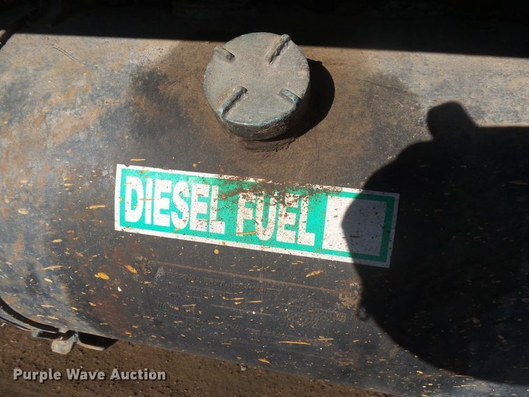 image for item GV9756 1994 GMC W5 flatbed truck