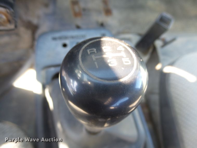 image for item GV9756 1994 GMC W5 flatbed truck