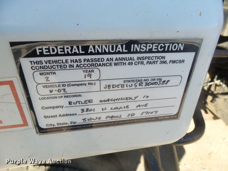 image for item GV9756 1994 GMC W5 flatbed truck