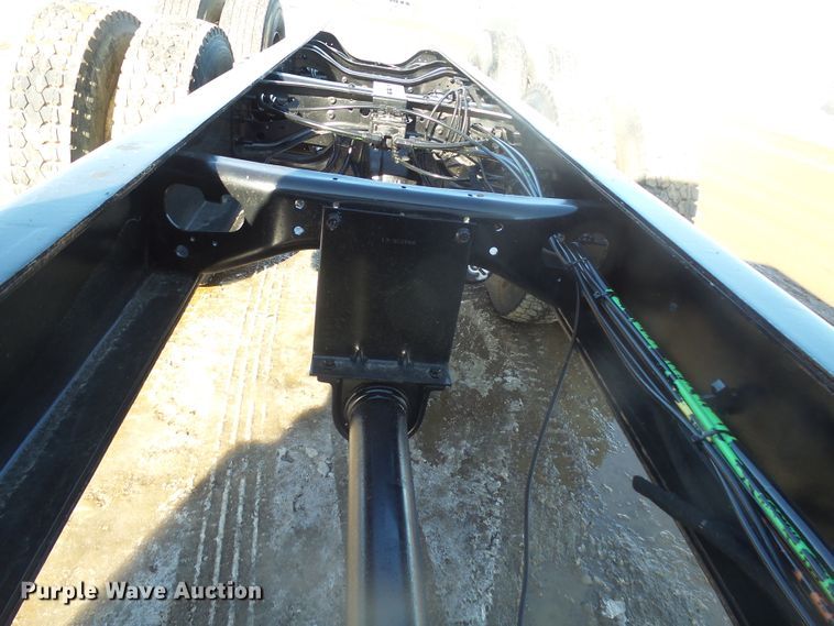 image for item GV9758 2006 International 7500 Crew Cab truck cab and chassis