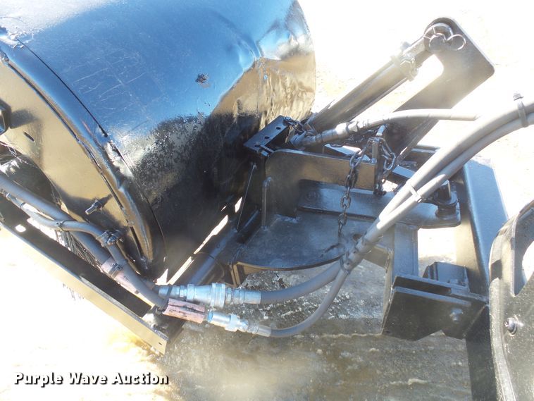 image for item GV9758 2006 International 7500 Crew Cab truck cab and chassis