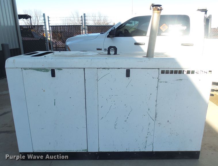 image for item GV9759 2012 Sullair 210HDUQ air compressor