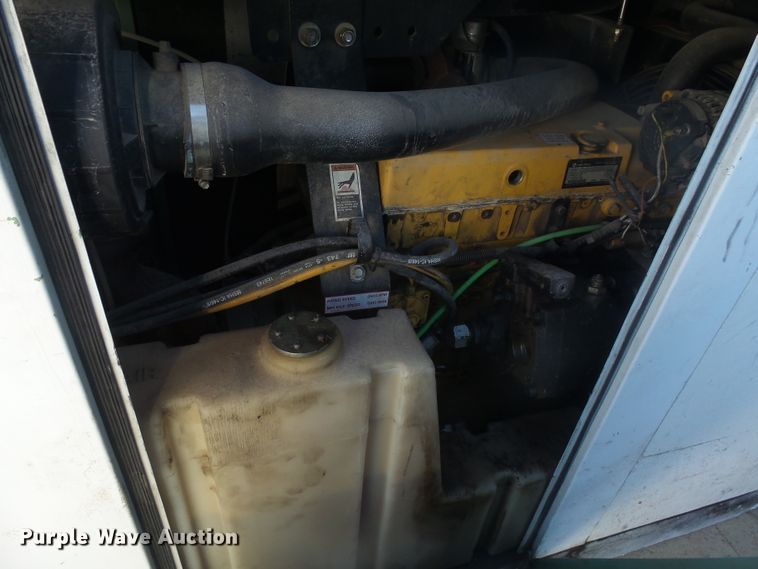 image for item GV9759 2012 Sullair 210HDUQ air compressor