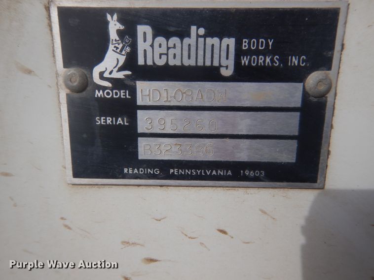 image for item GW9487 1997 International 4700 service truck with crane