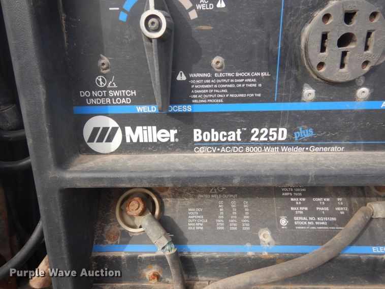 image for item GW9487 1997 International 4700 service truck with crane