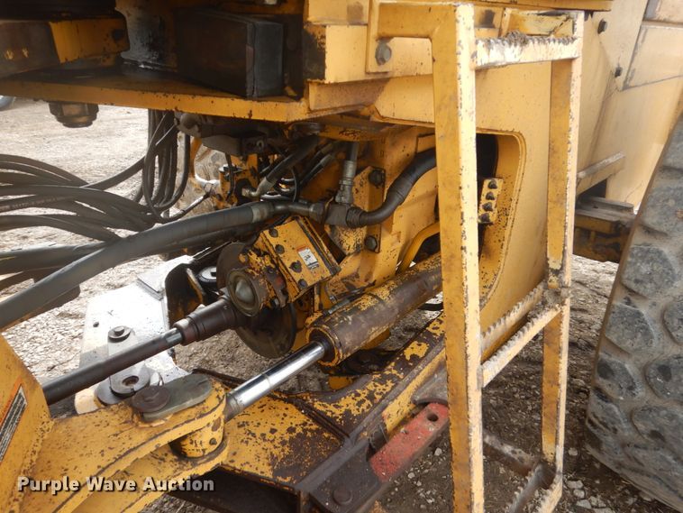 image for item GW9490 1996 John Deere 644G wheel loader