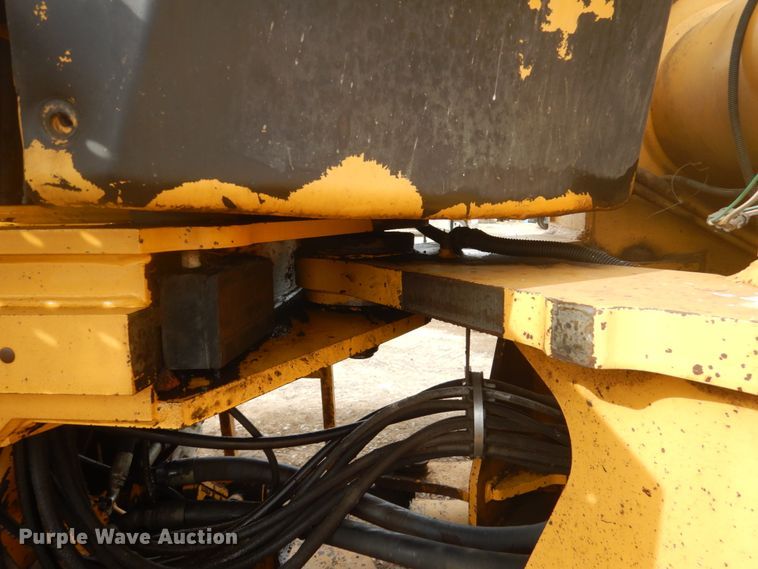 image for item GW9490 1996 John Deere 644G wheel loader