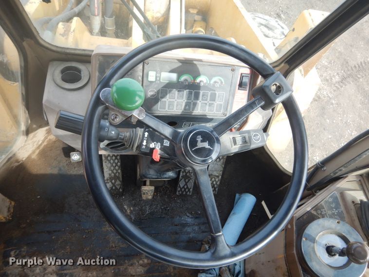 image for item GW9490 1996 John Deere 644G wheel loader