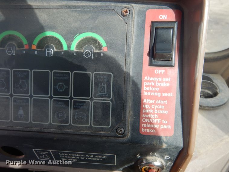 image for item GW9490 1996 John Deere 644G wheel loader