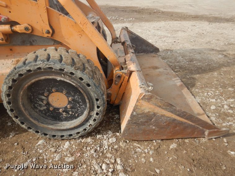 image for item GW9494 2011 Case 450  skid steer loader