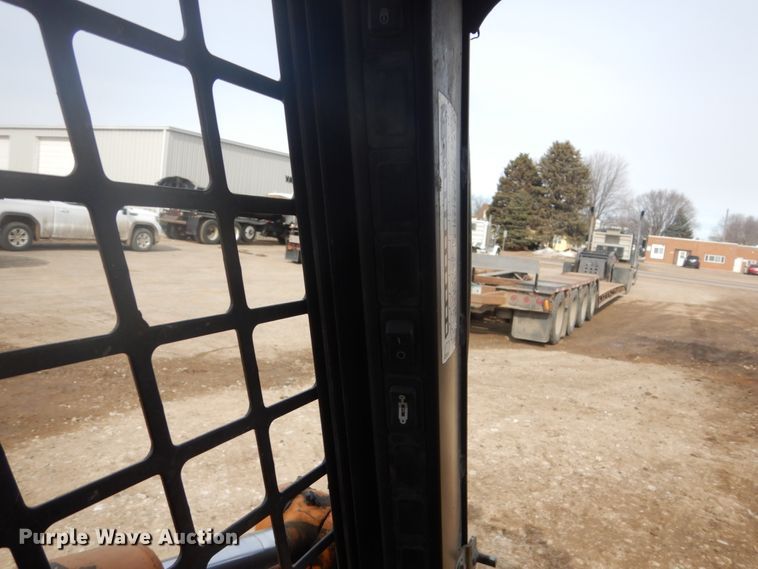 image for item GW9494 2011 Case 450  skid steer loader