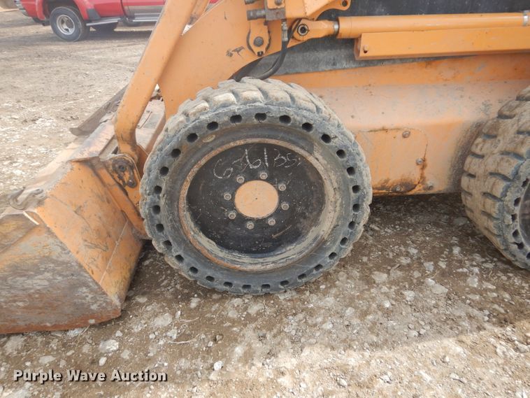 image for item GW9494 2011 Case 450  skid steer loader