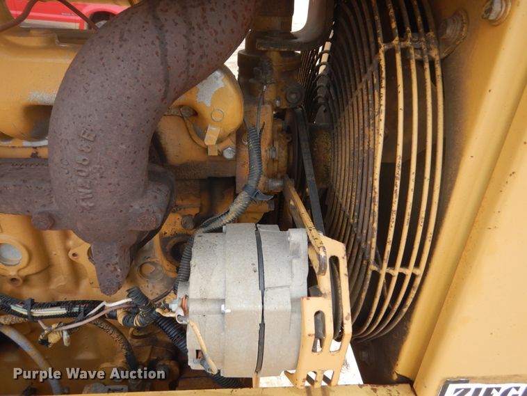 image for item GW9495 1996 Caterpillar CP-323 single drum vibratory roller