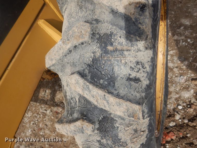 image for item GW9495 1996 Caterpillar CP-323 single drum vibratory roller