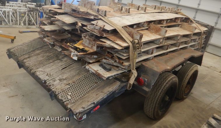 image for item GW9498 1987 concrete form trailer