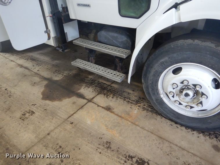 image for item GW9512 2007 Sterling Acterra service truck with crane