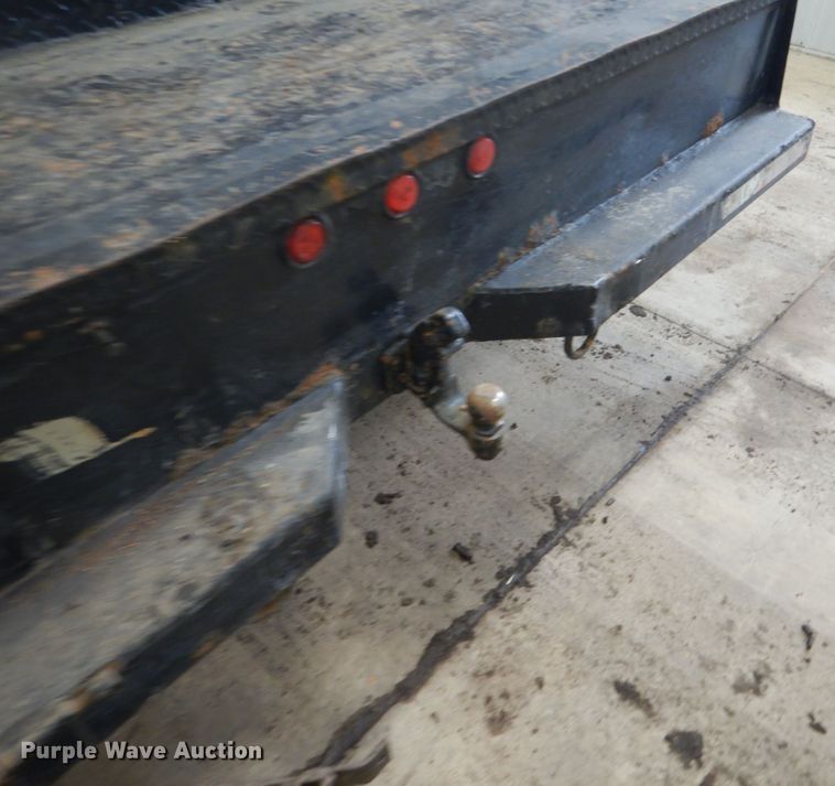 image for item GW9512 2007 Sterling Acterra service truck with crane