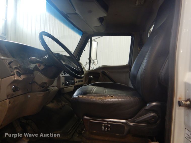 image for item GW9512 2007 Sterling Acterra service truck with crane