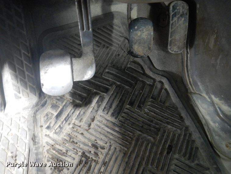 image for item GW9512 2007 Sterling Acterra service truck with crane