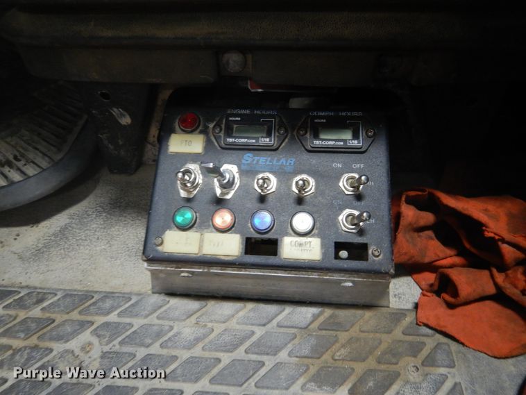 image for item GW9512 2007 Sterling Acterra service truck with crane