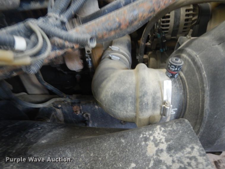 image for item GW9512 2007 Sterling Acterra service truck with crane