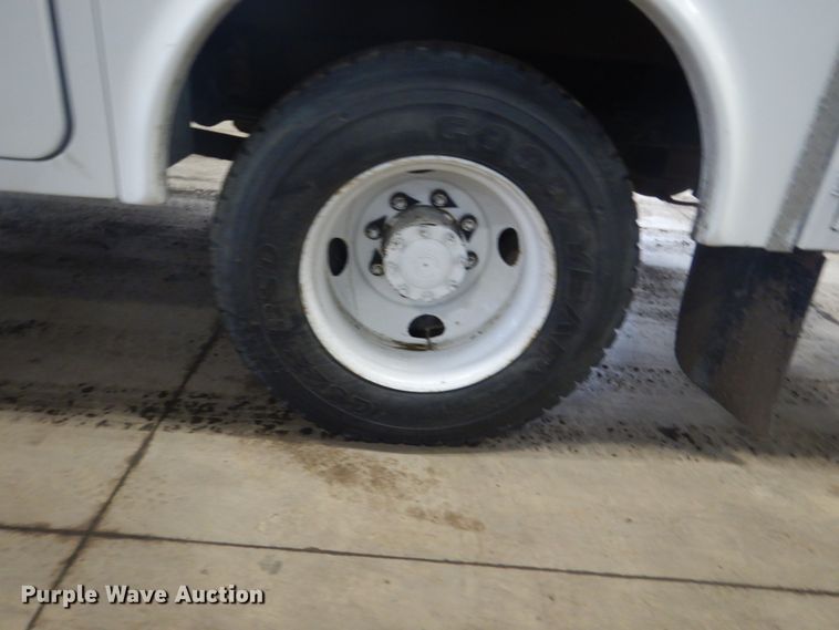 image for item GW9512 2007 Sterling Acterra service truck with crane