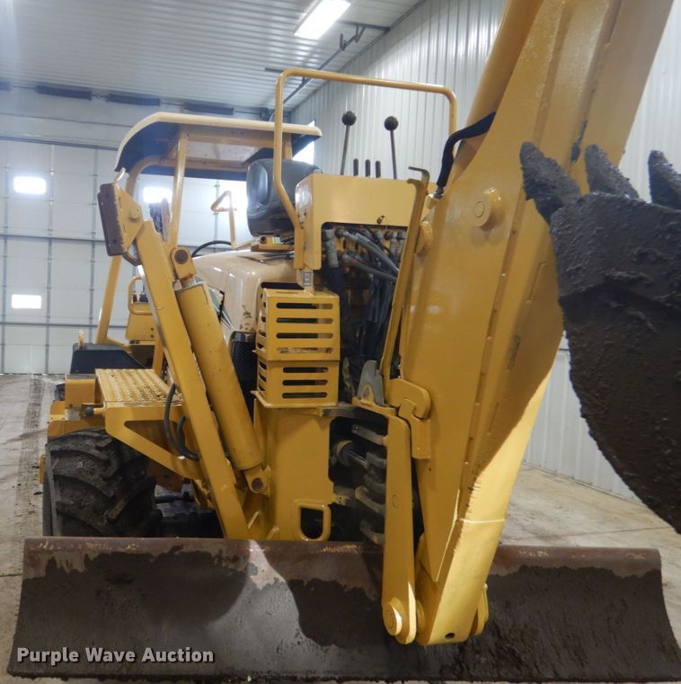 image for item GW9514 2008 Vermeer RTX1250 trencher
