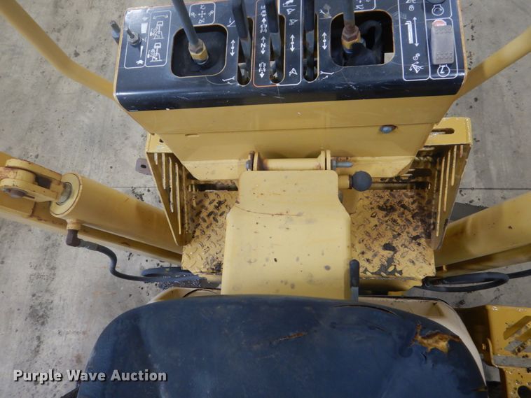 image for item GW9514 2008 Vermeer RTX1250 trencher