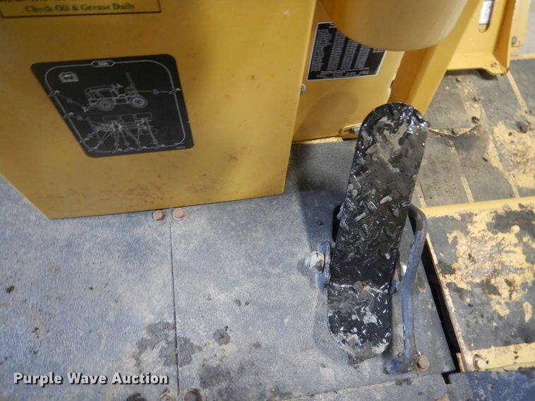 image for item GW9514 2008 Vermeer RTX1250 trencher