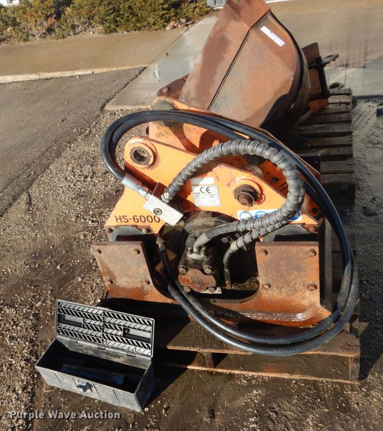 image for item GW9556 Stanley HS6019 plate compactor