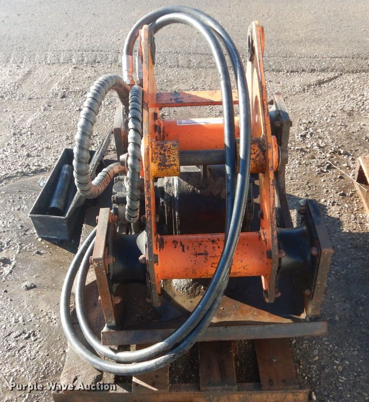 image for item GW9556 Stanley HS6019 plate compactor