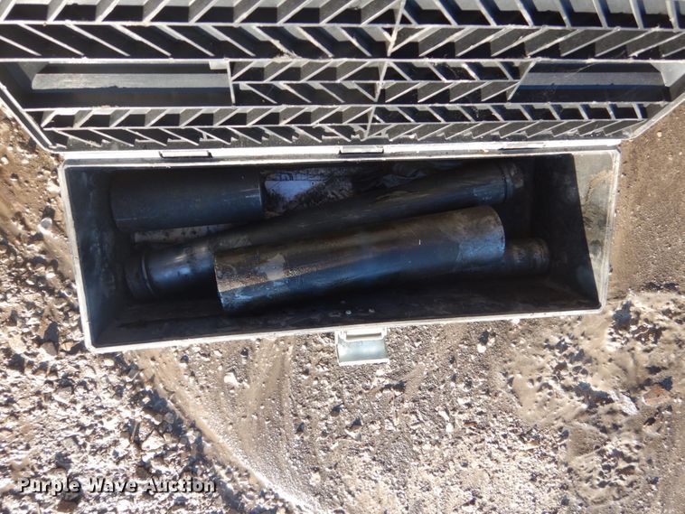 image for item GW9556 Stanley HS6019 plate compactor