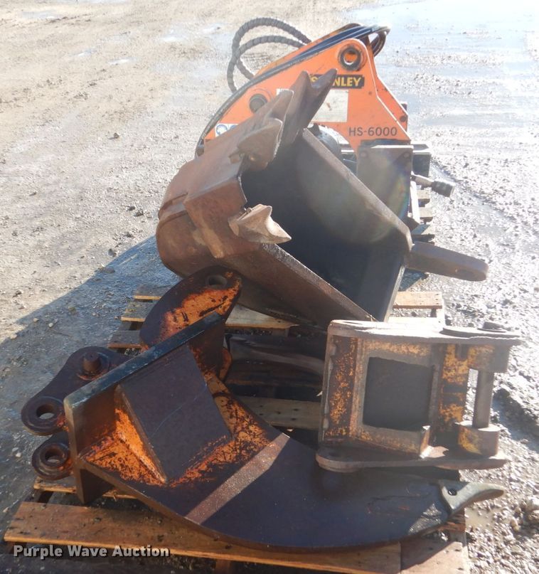 image for item GW9557 Excavator attachments