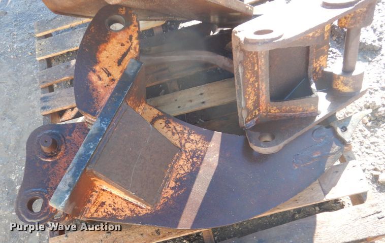 image for item GW9557 Excavator attachments