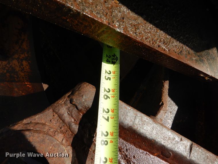 image for item GW9557 Excavator attachments