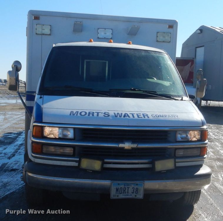 image for item GW9559 1997 Chevrolet Express 3500 ambulance