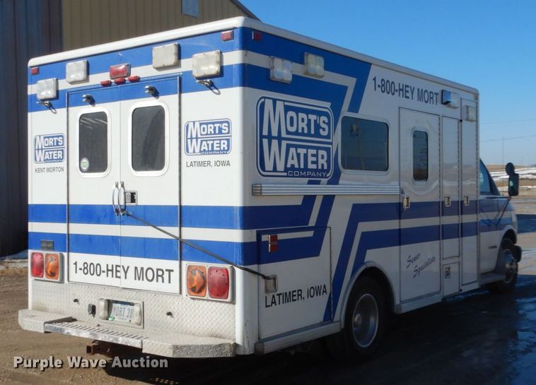 image for item GW9559 1997 Chevrolet Express 3500 ambulance